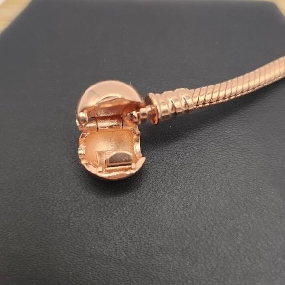 Rose Golden Charm Bracelet with‎ Round Closure 7.9 in (NWOT) - Picture 4 of 4